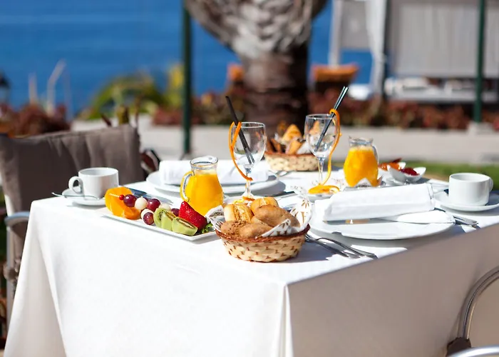 Adrián Roca Nivaria 5* Costa Adeje (Tenerife)