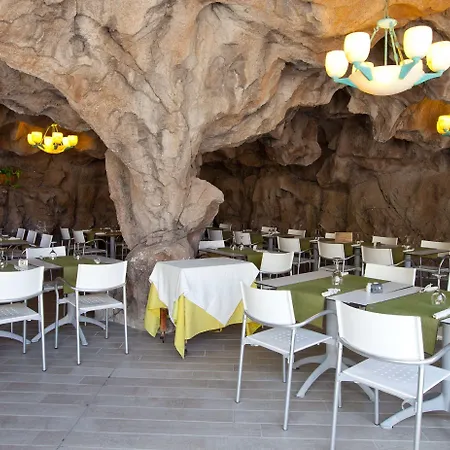 Otel Adrian Roca Nivaria Costa Adeje