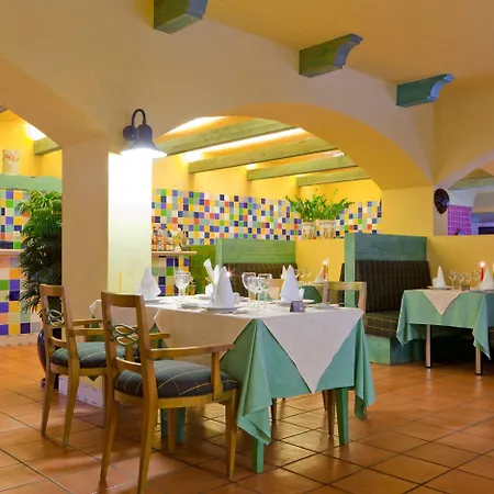 Adrian Roca Nivaria Hotell Costa Adeje (Tenerife)