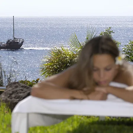 Adrian Roca Nivaria Hotel