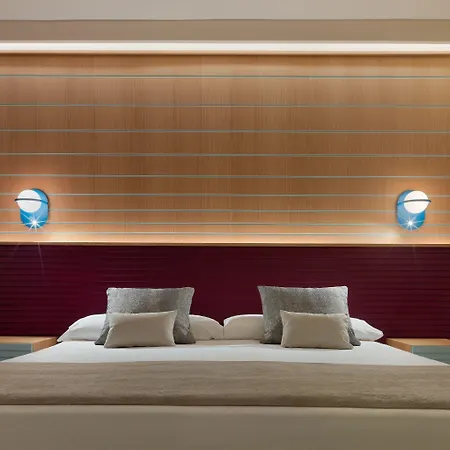 Adrian Roca Nivaria 5*