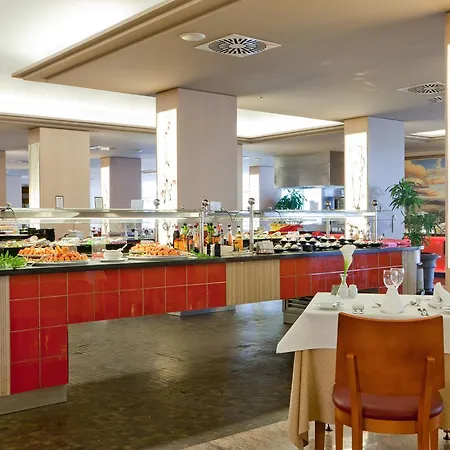 Adrian Roca Nivaria Hotel 5*