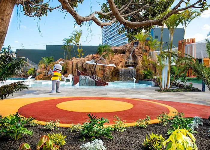 Adrian Roca Nivaria Costa Adeje (Tenerife)