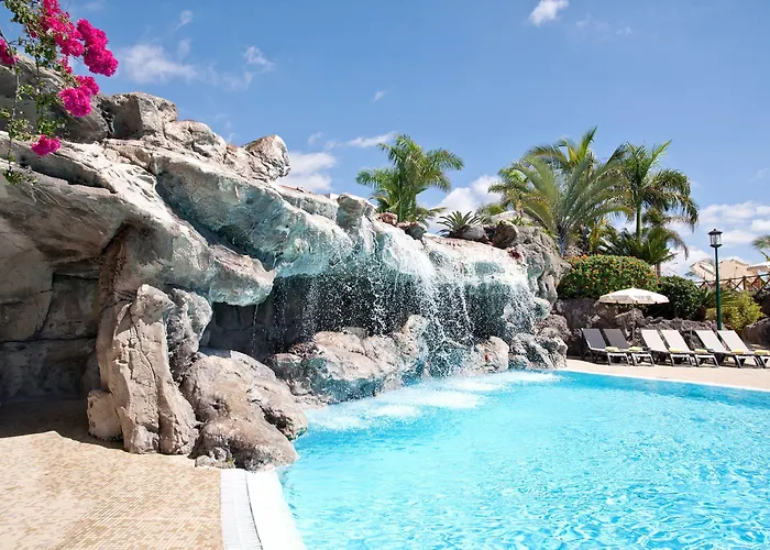 Adrian Roca Nivaria Szálloda Costa Adeje (Tenerife)