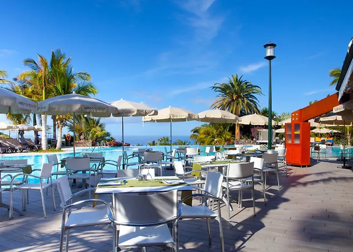 Adrian Roca Nivaria Hotel 5*