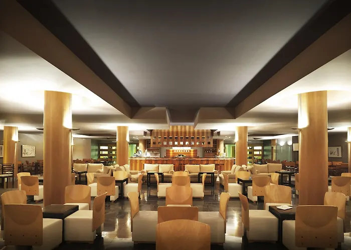 Adrian Roca Nivaria Szálloda Costa Adeje (Tenerife)